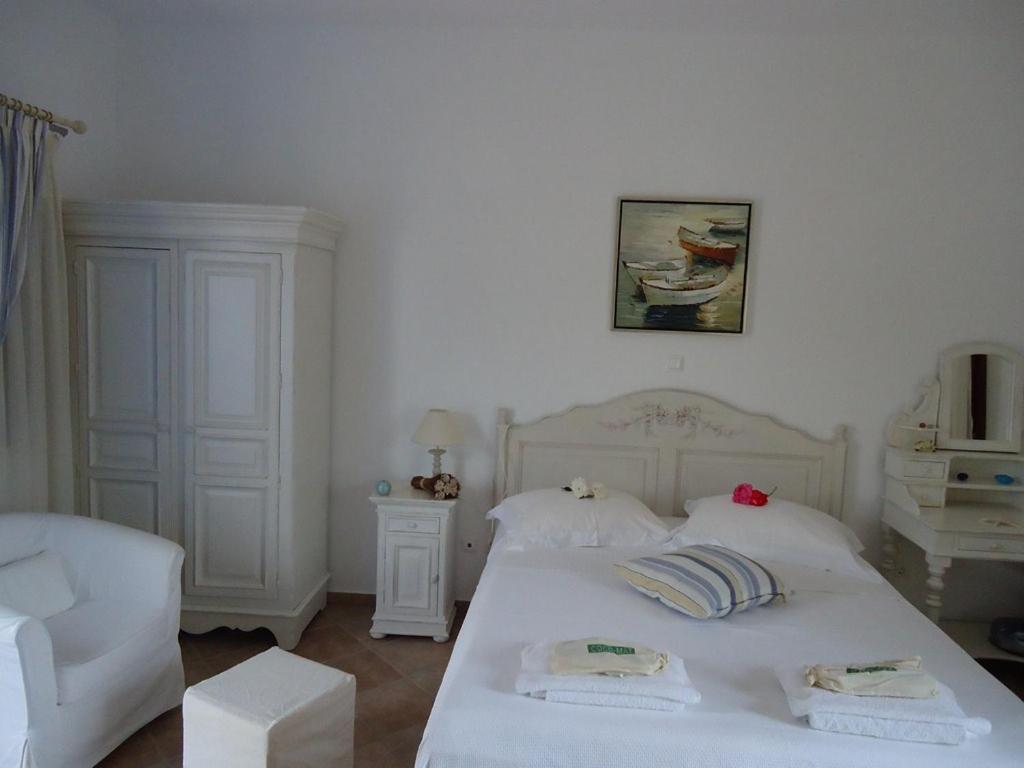 Caldera Studios Astypalaia Room photo